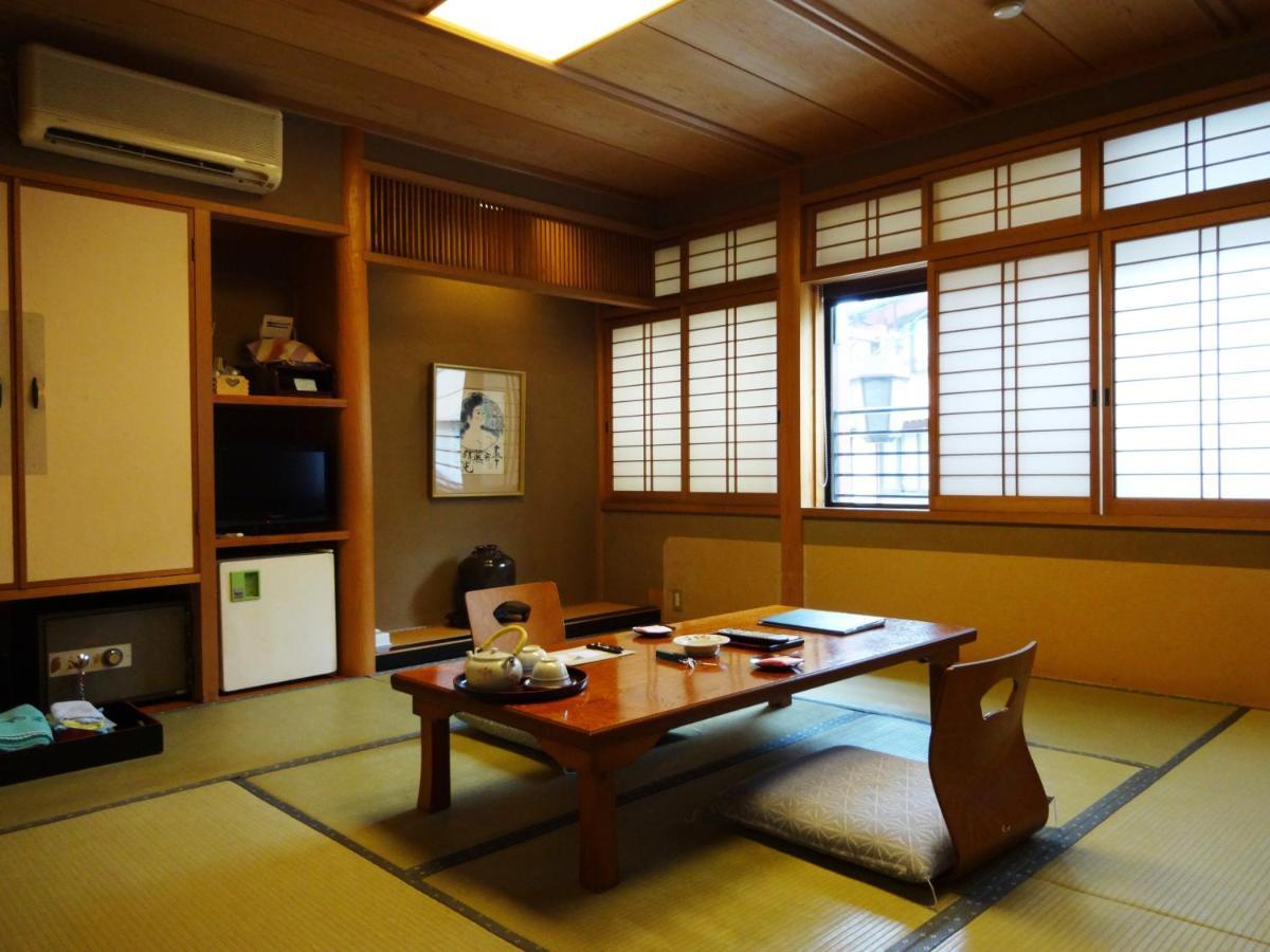 丰冈市 Yamatoya酒店 外观 照片