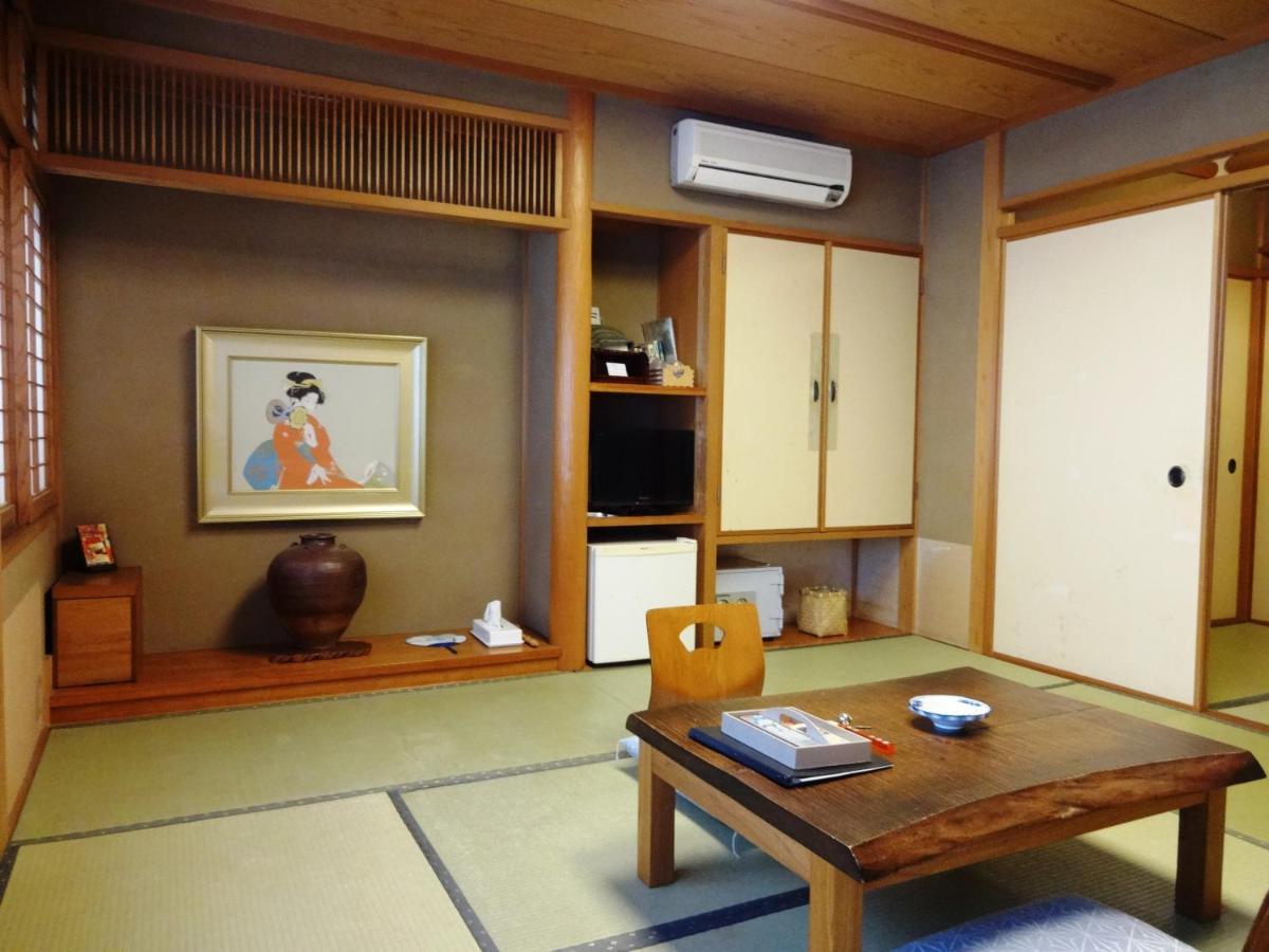 丰冈市 Yamatoya酒店 外观 照片