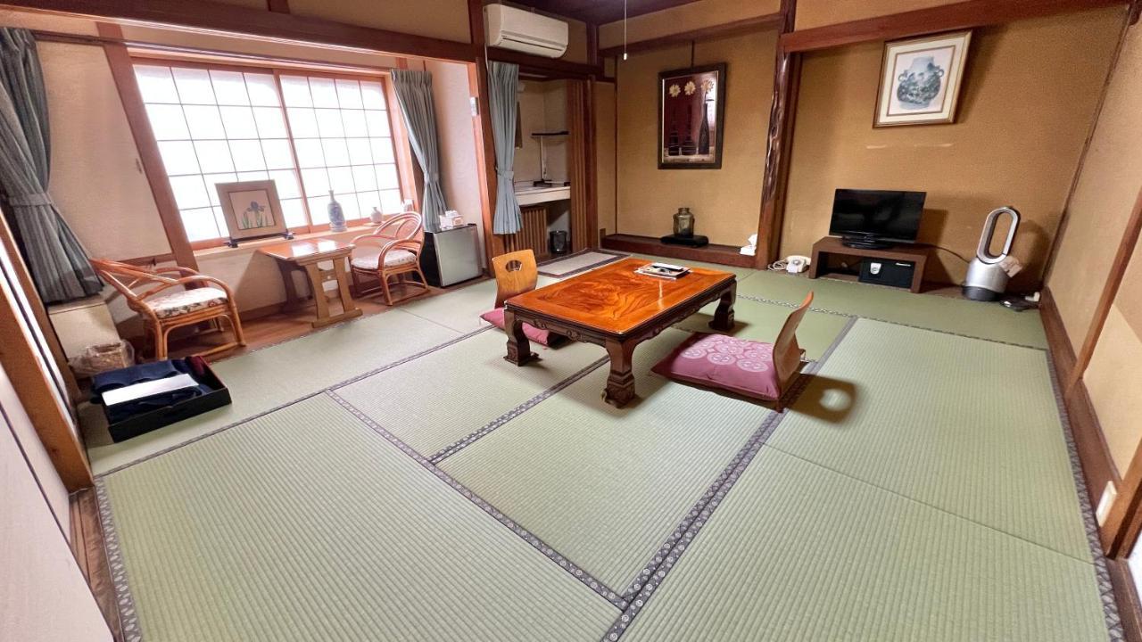 丰冈市 Yamatoya酒店 外观 照片