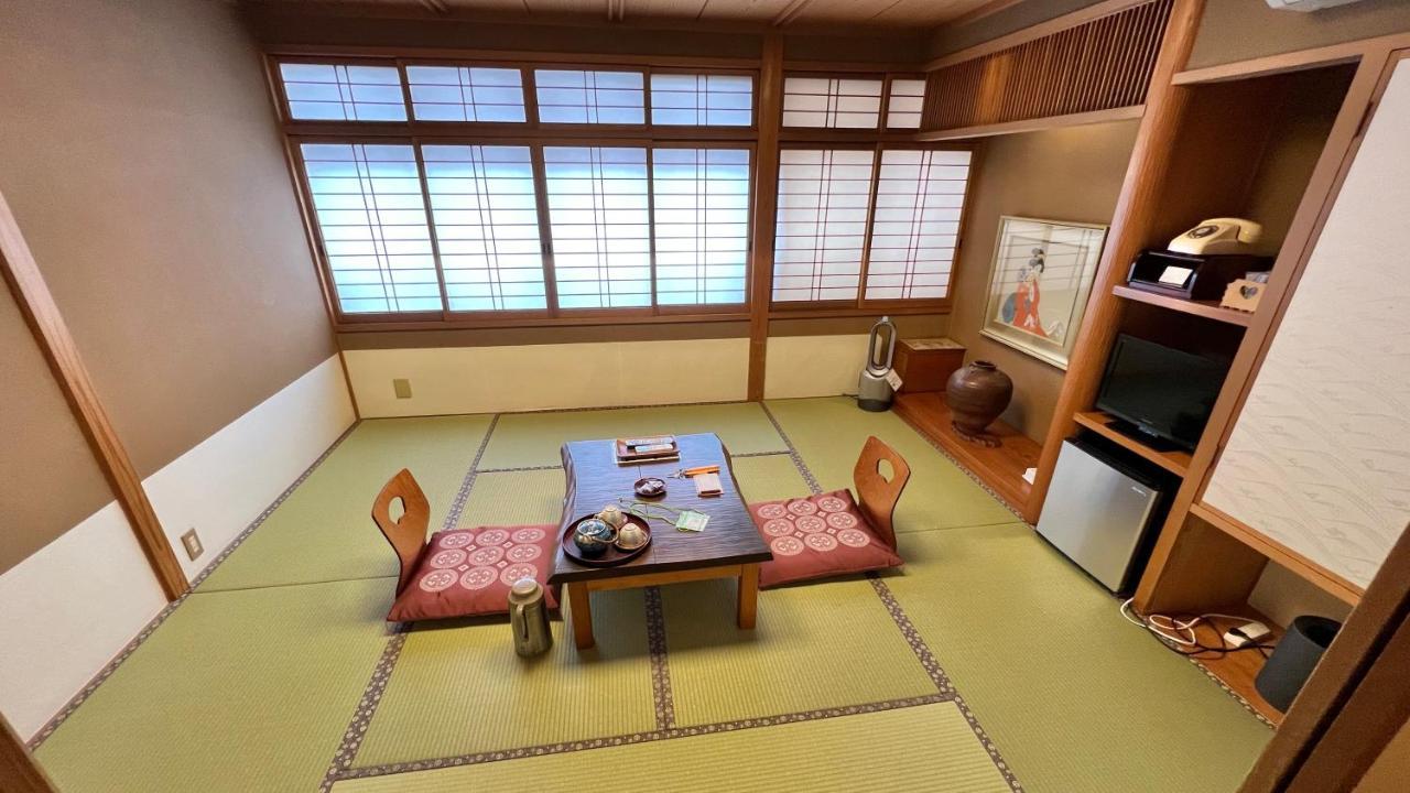 丰冈市 Yamatoya酒店 外观 照片